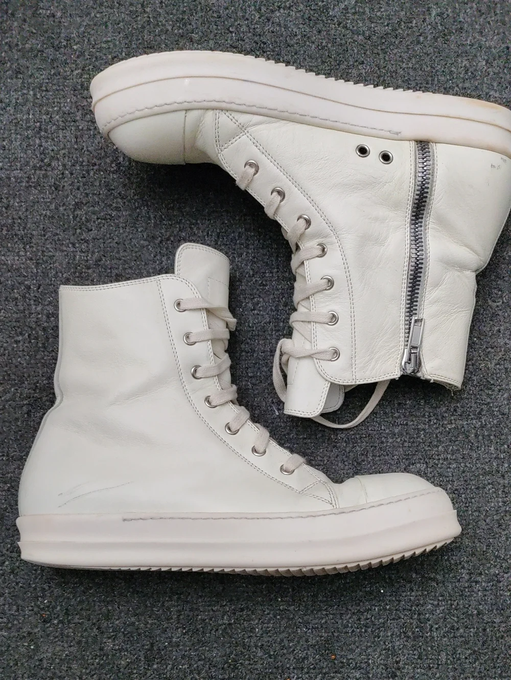 Rick Owens Off-White High-Top Leather Zip Lace Sneakers